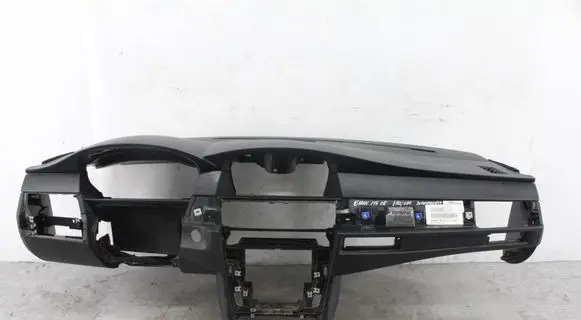 BMW 5 E60 E61 Dashboard 