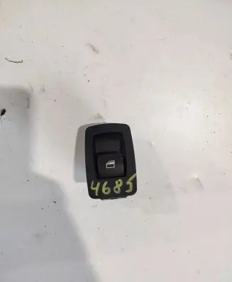BMW 5 E60 E61 Electric window control switch 6945874 15939900