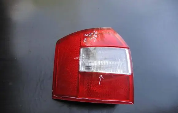 Audi A4 S4 B6 8E 8H Rear/tail lights 283701 8E9945095 AF2IP2RST01