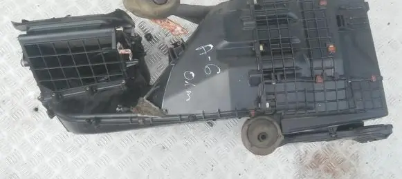 Interior heater climate box assembly