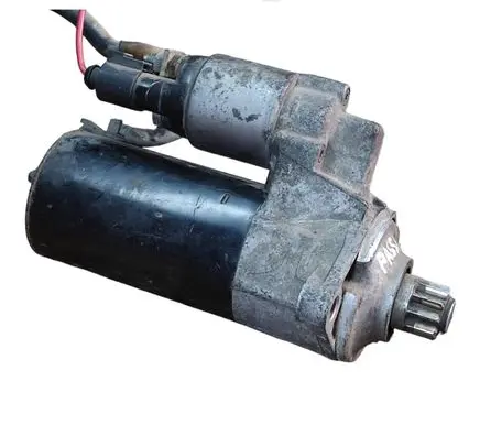 Volkswagen PASSAT B6 Starter motor 02E911023H 0001125016