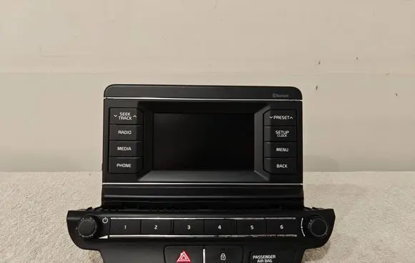 KIA Ceed Radio/CD/DVD/GPS head unit 96170J7100WK ACB10J7JE