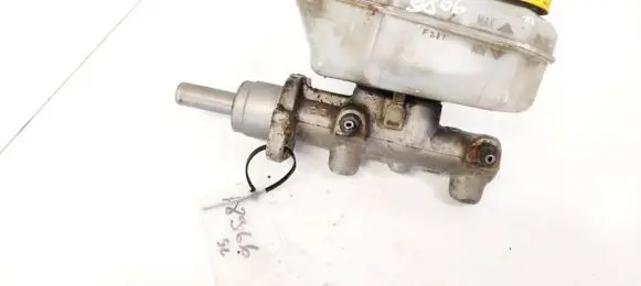Skoda Roomster (5J) Master brake cylinder