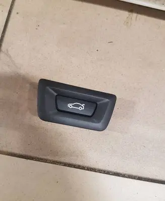 BMW 3 F30 F35 F31 Tailgate/boot open switch button 9275119