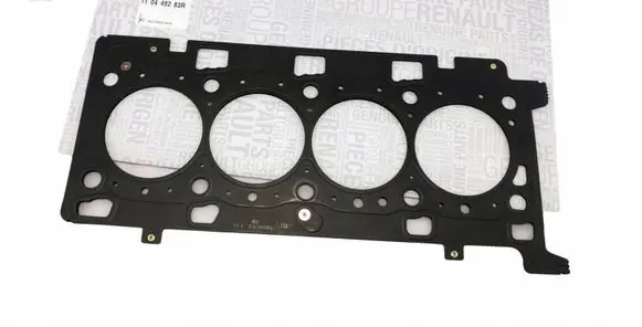 Renault Master III Engine head 110449283R 110448959R 110440228R
