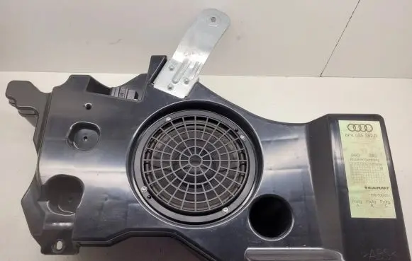 Audi A3 S3 A3 Sportback 8P Subwoofer speaker 8P4035382D