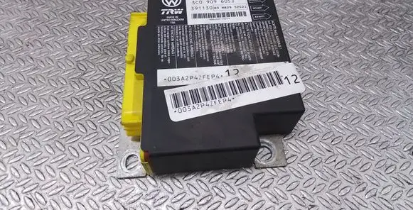 Volkswagen PASSAT B6 Airbag control unit/module 3C0909605J