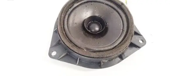 Toyota Corolla Verso E121 Front door speaker 8616044130