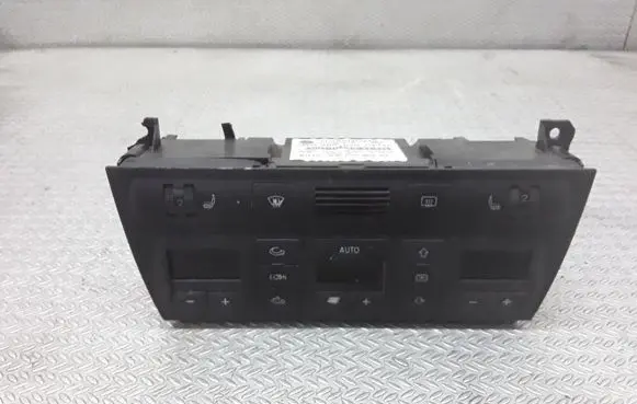 Audi A6 S6 C5 4B Climate control unit 4B1820021B