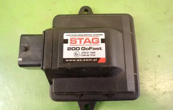 BMW 3 E46 LP gas control unit module 67R-017009