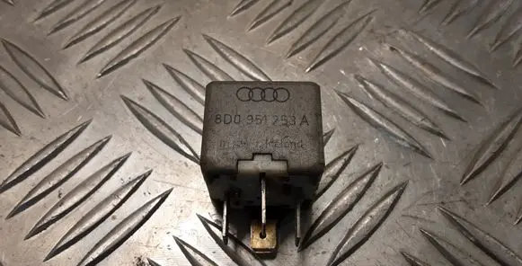 Audi A4 S4 B5 8D Other relay 8D0951253A
