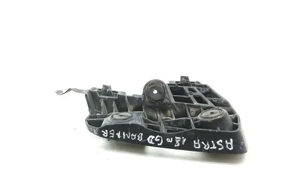 Opel Astra K Rear bumper mounting bracket