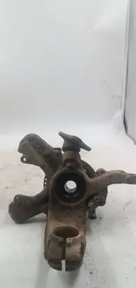 Seat Toledo II (1M) Front wheel hub spindle knuckle