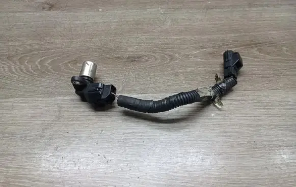 Volvo XC70 Crankshaft position sensor 30713485