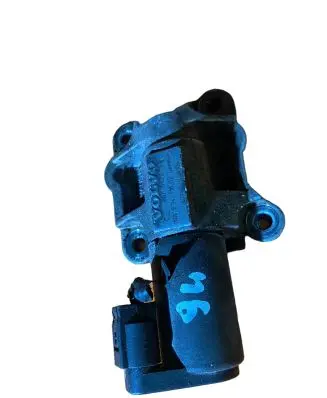 Volvo XC90 Camshaft vanos timing valve 8670422 F34711602