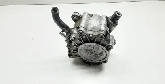 Audi A3 S3 8P Vacuum pump 03G145209