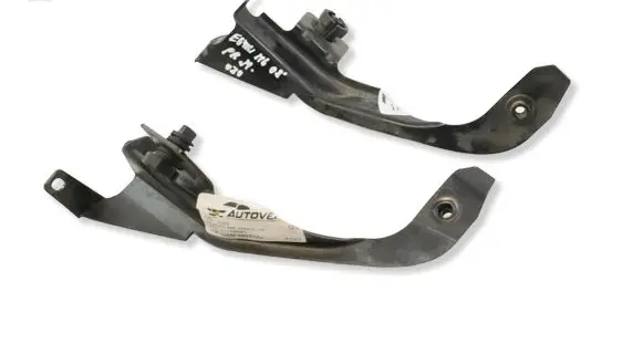 BMW M6 Fender mounting bracket 7060812 7060811 51647060812