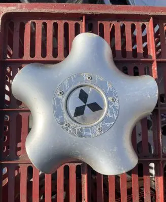 Mitsubishi Galant Non-original wheel cap FONDMETAL TECH1