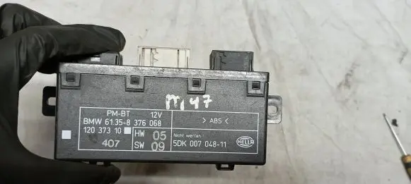BMW 5 E39 Door control unit/module 61358376068 5DK00704811 12037310