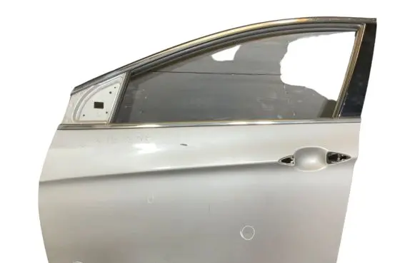 Hyundai i40 Front door