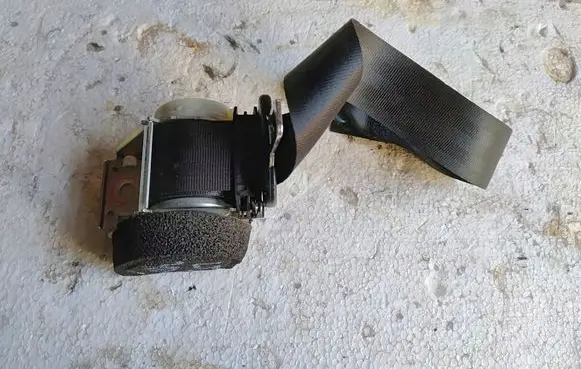 Peugeot 3008 I Seat belt trim 9682036280LT