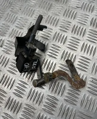 Volvo V70 Air suspension front height level sensor 8622446