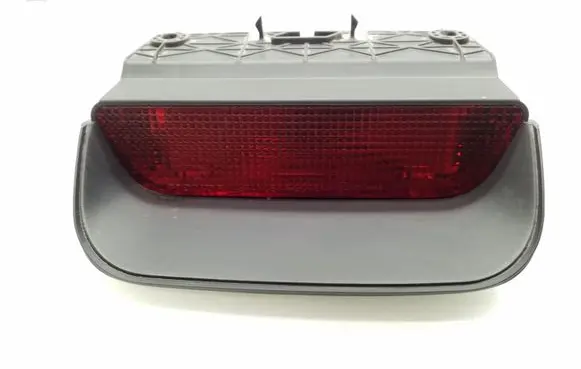 Honda CR-V Third/center stoplight