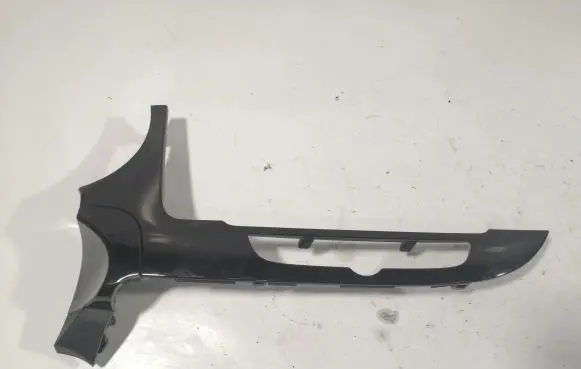 Opel Mokka X Dashboard glove box trim 42496148 BCG18403