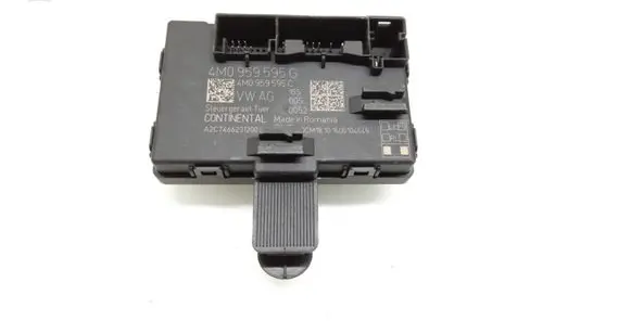 Audi Q7 4M Door control unit/module 4M0959595G