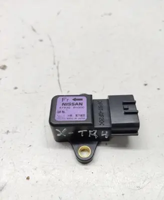Nissan X-Trail T30 ESP acceleration yaw rate sensor 479308H300