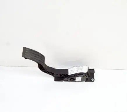 Ford Focus Accelerator throttle pedal BV619F836AB 6PV010368