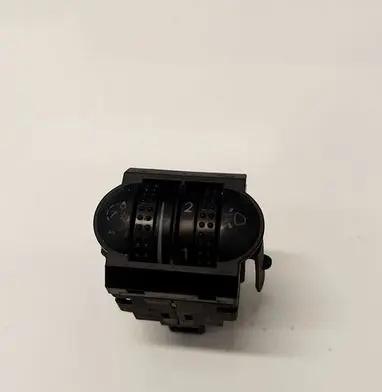 Volkswagen PASSAT B5 Headlight level height control switch 3B0941333C
