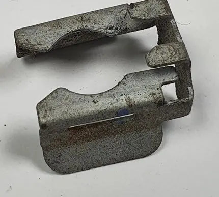 Opel Astra H Fuel Injector clamp holder 