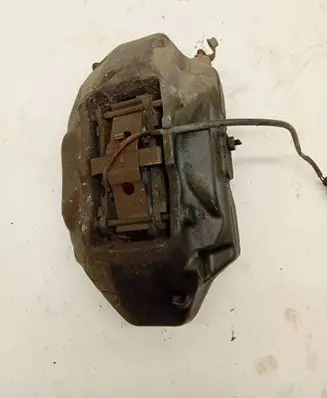 Volkswagen Touareg I Front brake caliper 209236064A