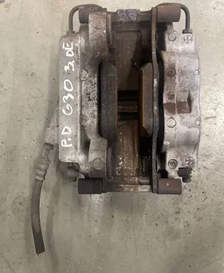 BMW 5 G30 G31 Front brake caliper 688584001