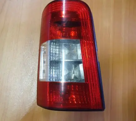 Peugeot Partner Rear/tail lights 9657976880 9657977080