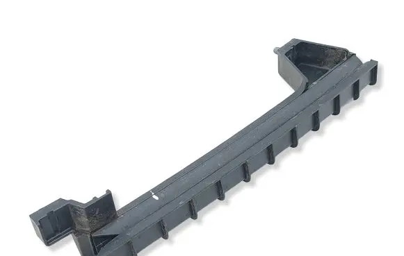 Chevrolet Trax Door glass rail 42615088