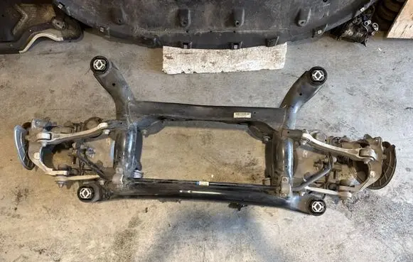 Alfa Romeo Stelvio Rear subframe 00505518030