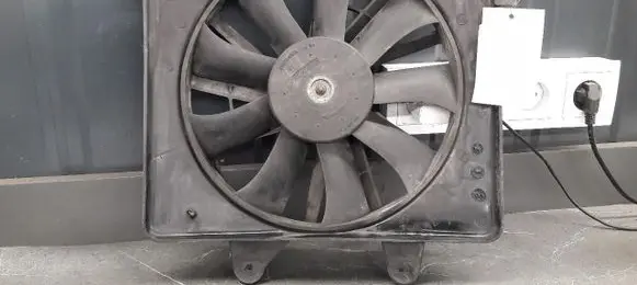 KIA Clarus Electric radiator cooling fan