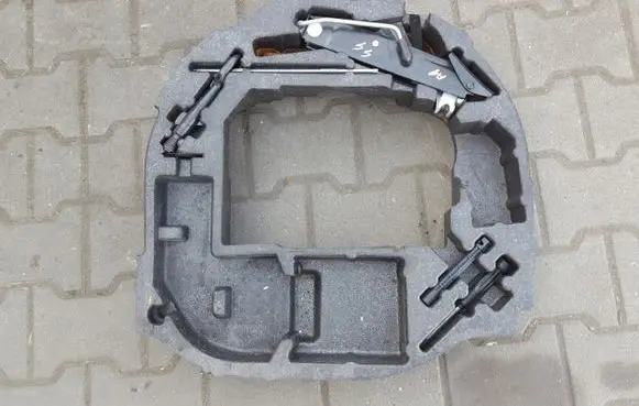 Audi A1 Glove box set AUDIA18XLEWAREK