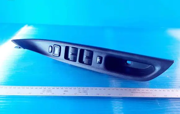 Mazda 6 Electric window control switch GJ6A684L6