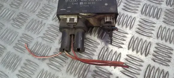 Coolant fan relay