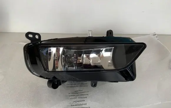 Audi A5 8T 8F Front fog light 8T0941699L 8T0941699