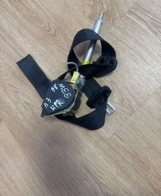 Audi A3 S3 8L Front seatbelt 560344100 895857705 0566040100
