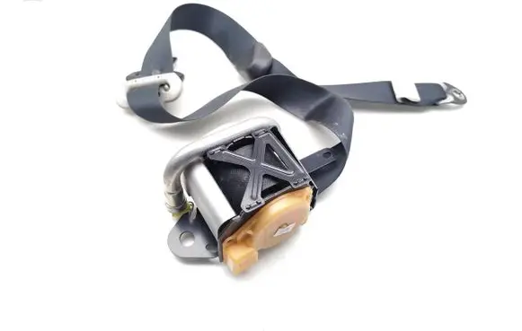 Mazda CX-7 Front seatbelt E40438112
