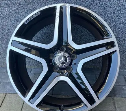 Mercedes-Benz GLA W156 X156 R19 alloy rim A1564010600