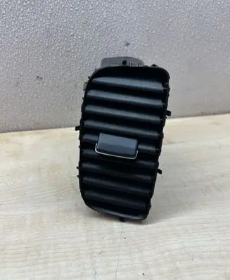 Mercedes-Benz GLE (W166 - C292) Dash center air vent grill A1668306101