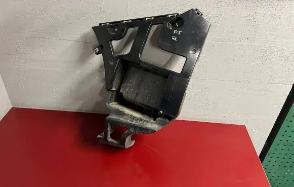 BMW X5 F15 Bumper support mounting bracket corner 7294721 51227294721