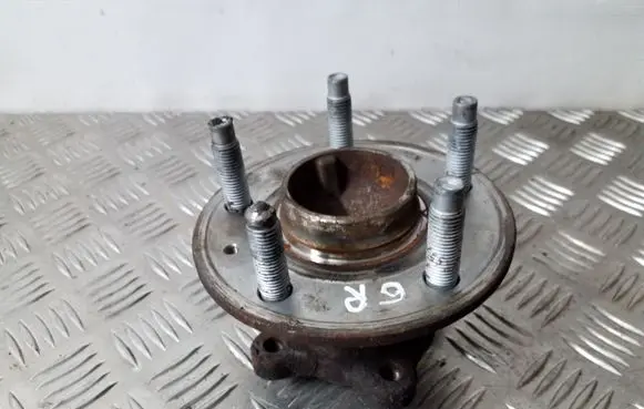 Opel Mokka Rear wheel hub