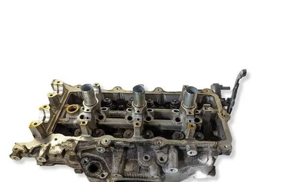 Chrysler Pacifica Engine head 04893811AA